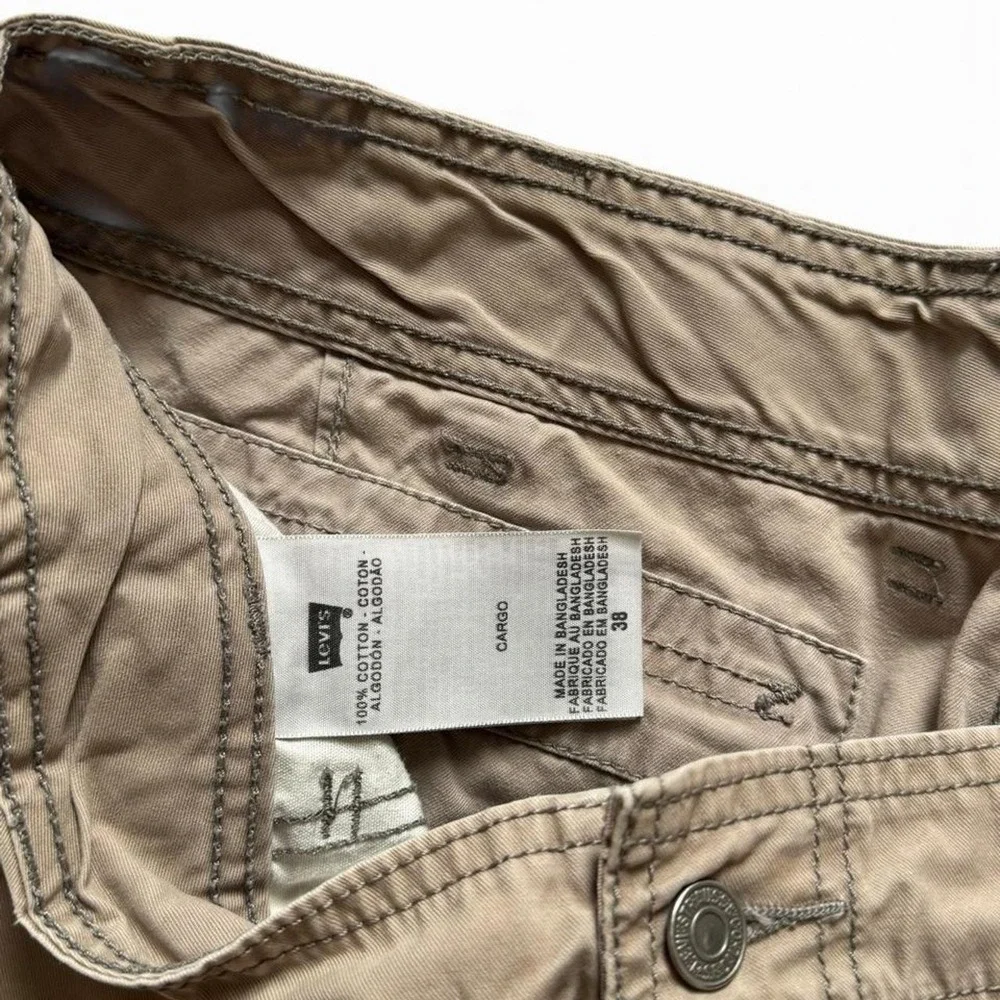 Levis Mens Khaki Cargo Shorts Tan Cotton Utility Workwear Gorpcore Size 38